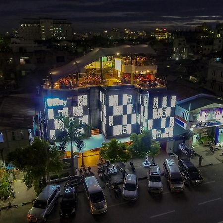 Ned Kelly Hotel & Irish Pub Mandalaj Zewnętrze zdjęcie